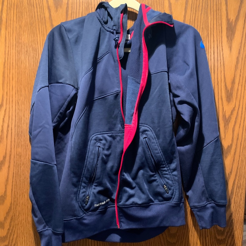 Nike Kevin Durant (KD) full zip therma-fit jacket (100% polyester)